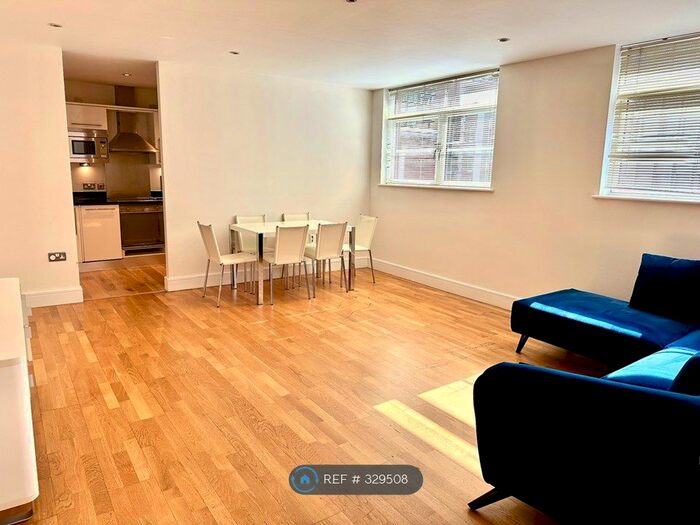 3 Bedroom Flat To Rent In Romney House, London, SW1P
