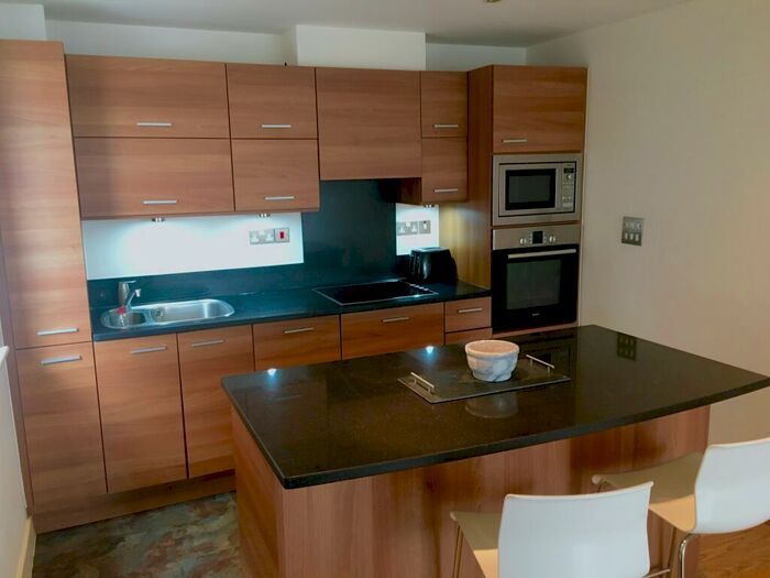 2 Bedroom Apartment To Rent In Shore Point, Buckhurst Hill, IG9