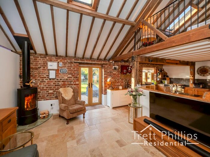 2 Bedroom Link Detached House For Sale In Fritton Road, Ludham, Great Yarmouth, Norfolk, NR29