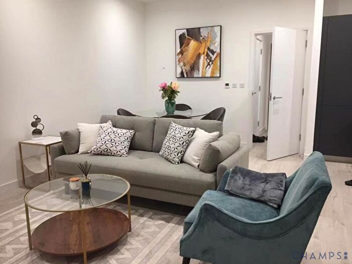 1 Bedroom Flat To Rent In Hartingtons Court, London, N4