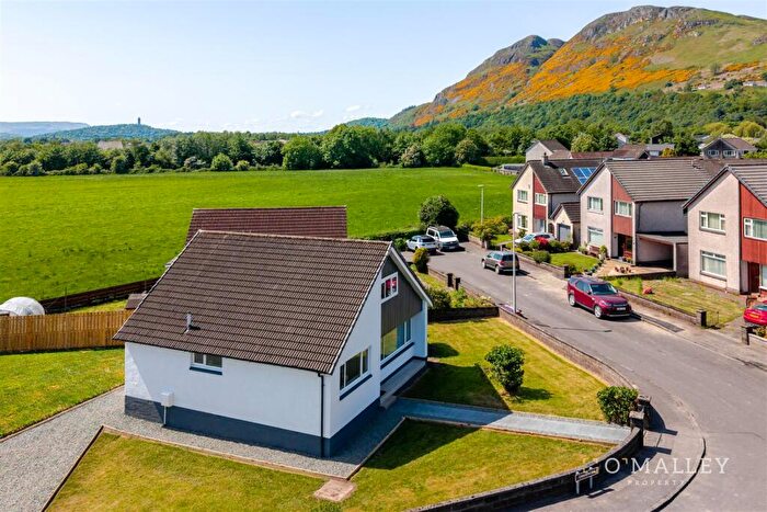 4 Bedroom Detached House For Sale In Middleton, Menstrie, FK11