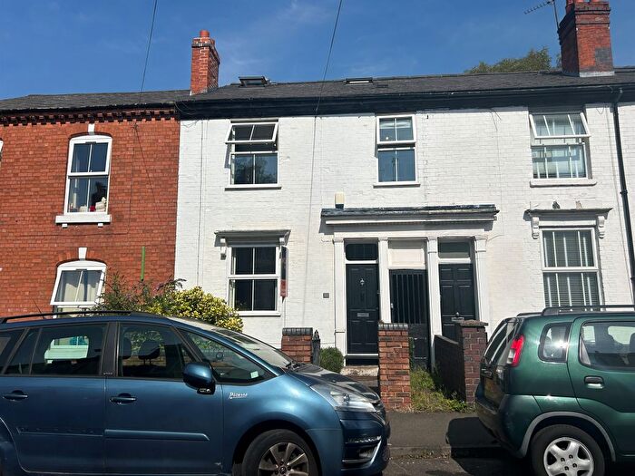4 Bedroom Terraced House For Sale In South Street, Birmingham, B17