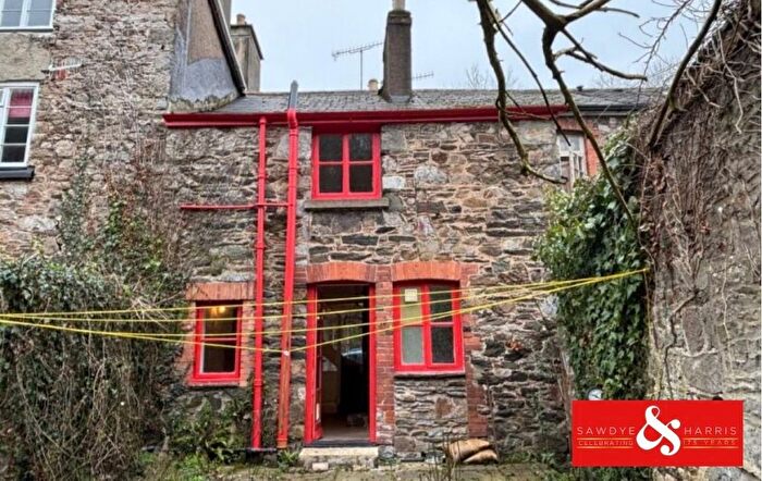 2 Bedroom Terraced House For Sale In North Street, Ashburton, TQ13