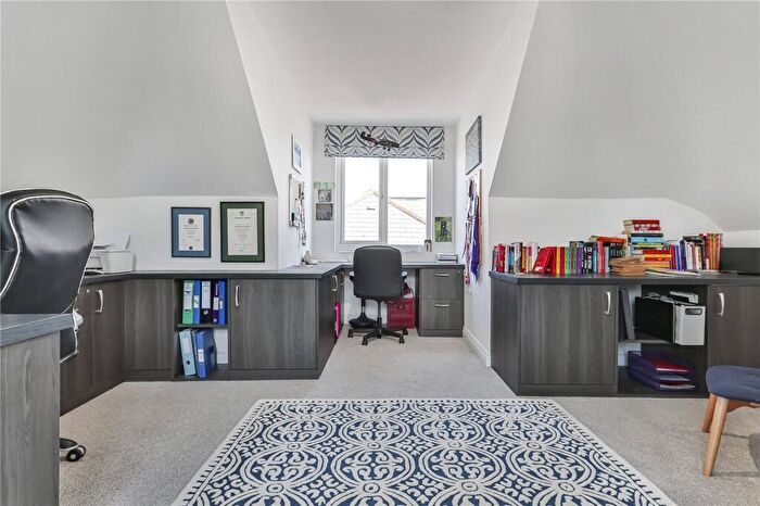 4 Bedroom Detached House For Sale In Nortoft Road, Charminster, Bournemouth, BH8