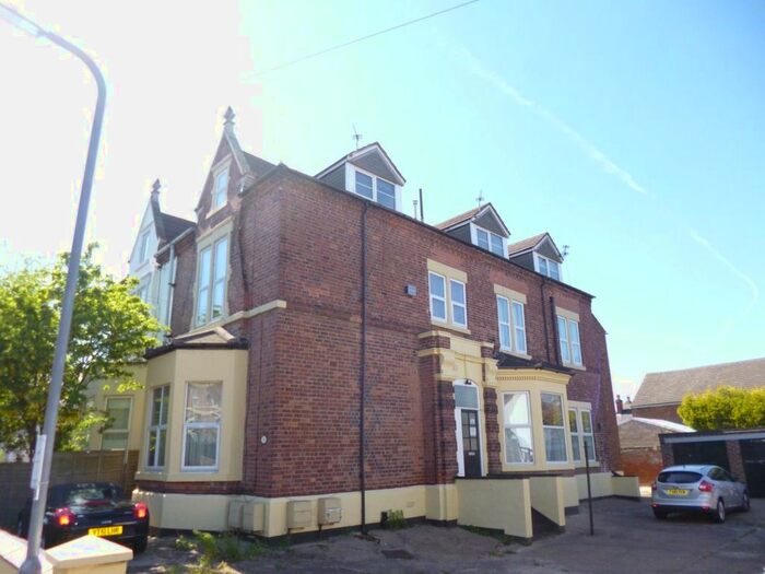1 Bedroom Flat To Rent In Laburnum Grove, Beeston, NG9