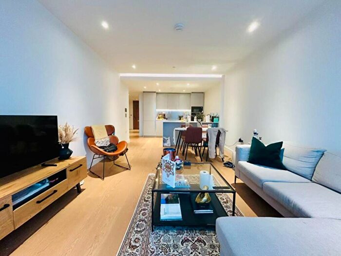 1 Bedroom Flat To Rent In Marsh Wall, London, E14