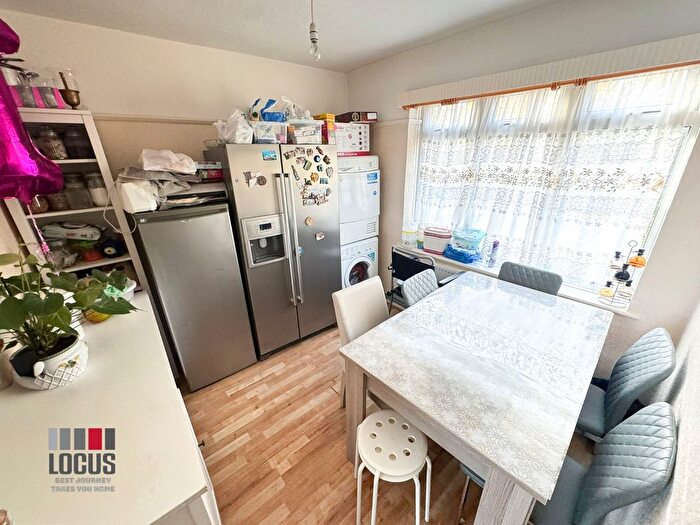 2 Bedroom Terraced House To Rent In Ingleton Road, Edmonton, N18