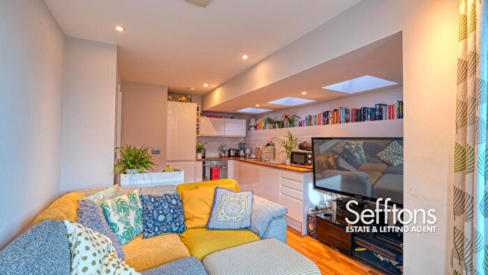 1 Bedroom Flat For Sale In Skipper House, Ber Street, Norwich, Norfolk, NR1