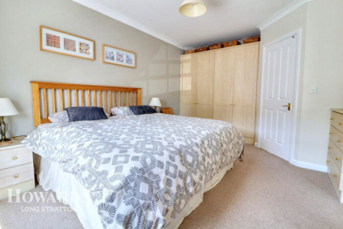 4 Bedroom Detached House For Sale In Jermyn Way, Tharston, NR15