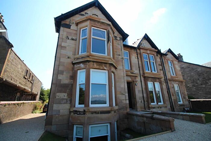 3 Bedroom Flat To Rent In Esplanade Greenock, PA16