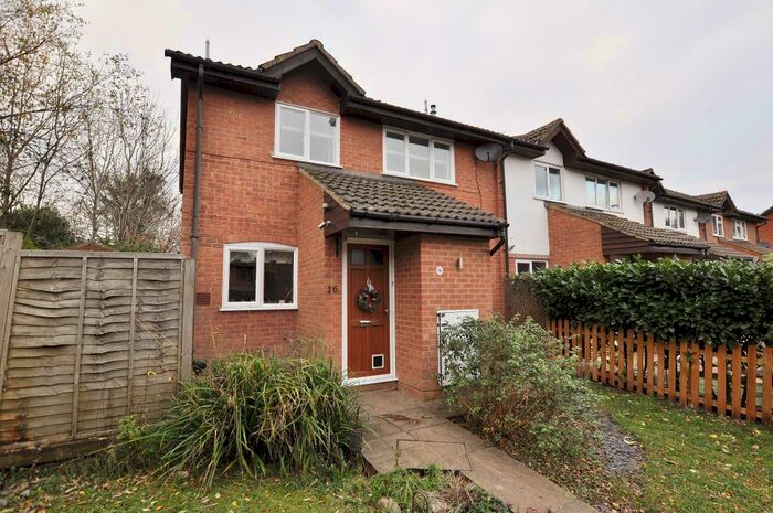 2 Bedroom End Of Terrace House To Rent In Stonecrop Road, Merrow Park, Guildford, Surrey, GU4