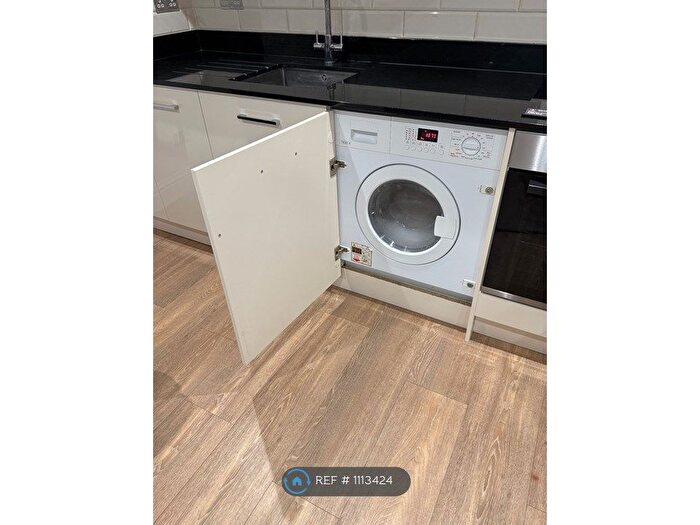 1 Bedroom Flat To Rent In Longfield Street, Southfields, SW18