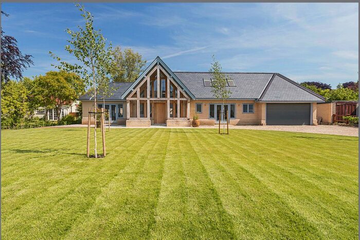 5 Bedroom Detached House For Sale In High Street, Cambridge, CB21