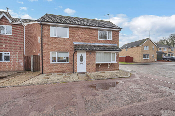 3 Bedroom Detached House For Sale In Layhill Close, Bury St. Edmunds, IP32