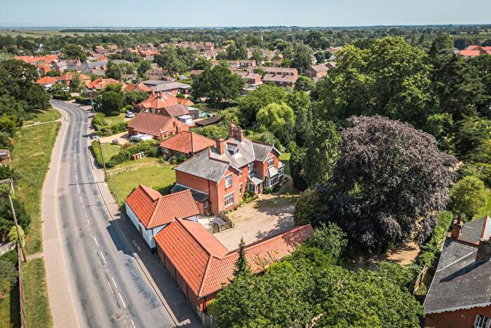 5 Bedroom Detached House For Sale In Five Bedroom Victorian Residence In Acle, NR13