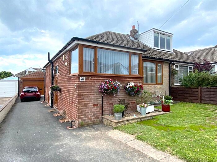2 Bedroom Semi-Detached Bungalow For Sale In Fields Road, Lepton, Huddersfield, HD8