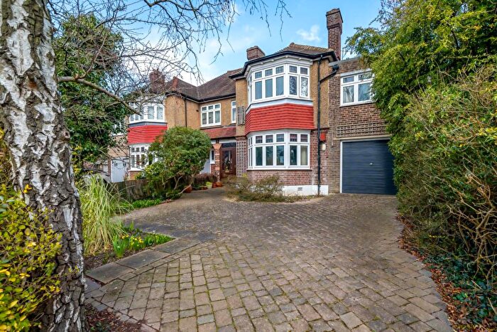 4 Bedroom Semi-Detached House For Sale In Eastlands Crescent, Dulwich, SE21