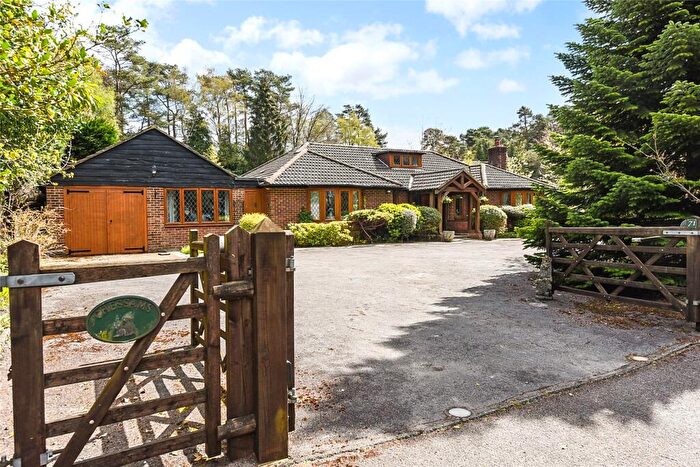 4 Bedroom Bungalow For Sale In Kingswood Firs, Grayshott, Hindhead, Hampshire, GU26