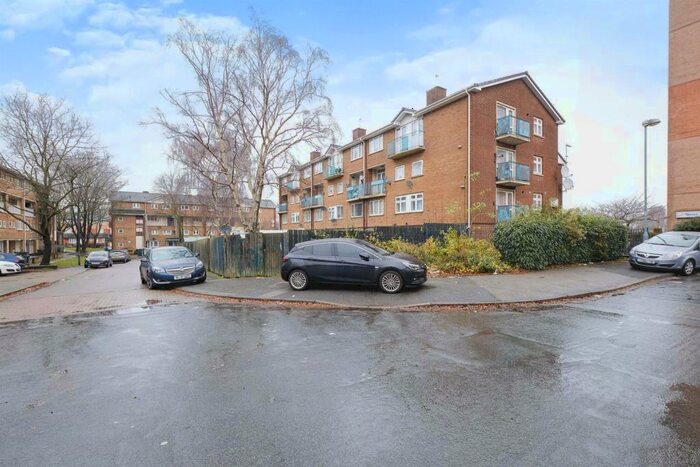3 Bedroom Flat To Rent In Westthorpe Grove, Birmingham, B19