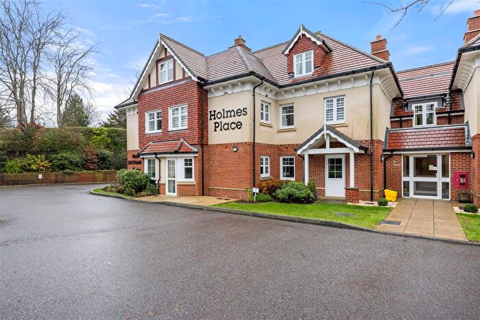 1 Bedroom Flat For Sale In Crowborough Hill, Crowborough, TN6