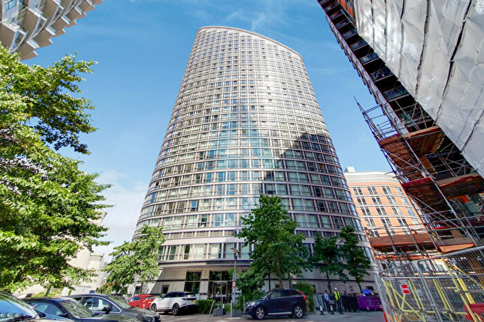 Studio For Sale In Ontario Tower, Fairmont Avenue, Poplar, London, E14