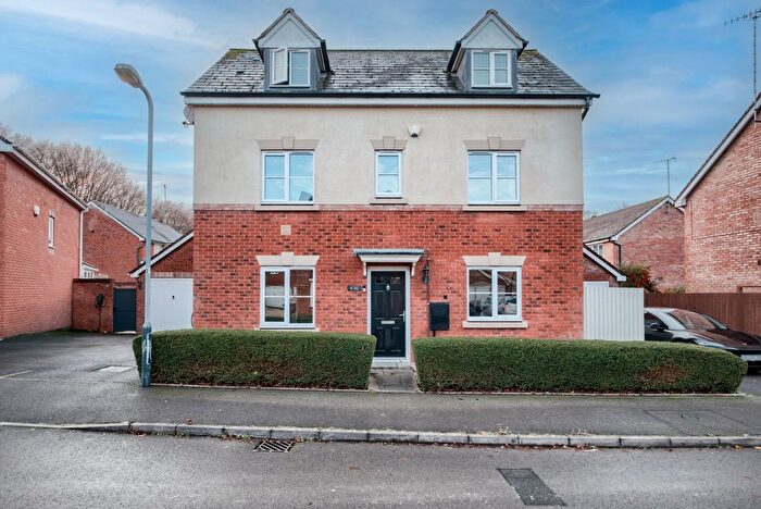 4 Bedroom Detached House For Sale In Burns Close, Stratford-Upon-Avon, CV37