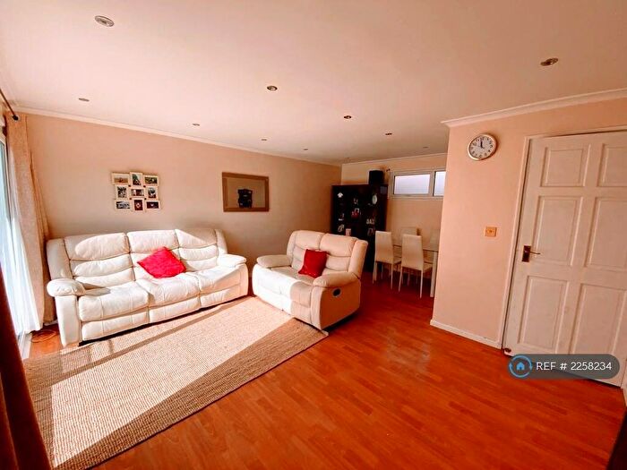 3 Bedroom Terraced House To Rent In Apsley Court, Crawley, RH11