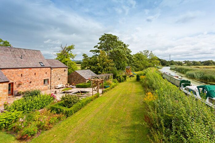 4 Bedroom Barn Conversion For Sale In Hollowforth Lane, Woodplumpton, PR4