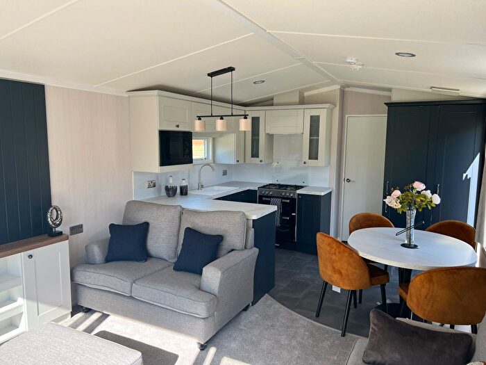 2 Bedroom Lodge For Sale In South Lakeland Leisure Village, Borwick Ln, Warton, Carnforth, LA6