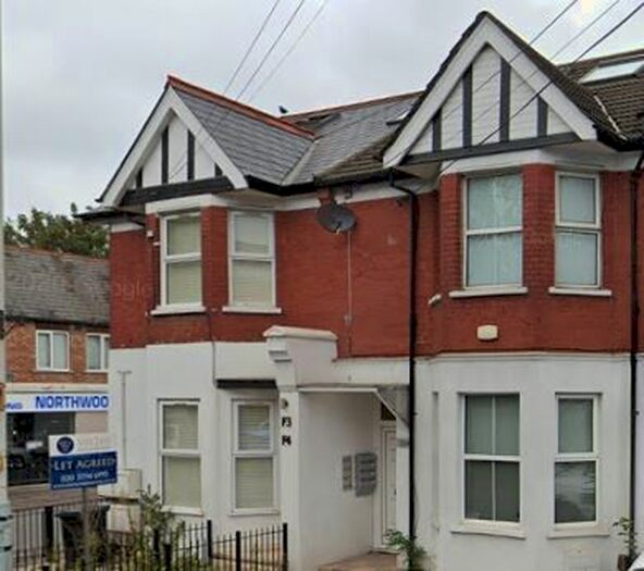 1 Bedroom Flat To Rent In Pinner Road, Northwood, HA6
