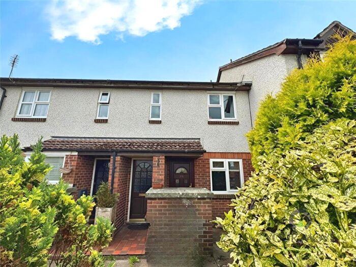 1 Bedroom Maisonette To Rent In Murrain Drive, Downswood, Maidstone, Kent, ME15