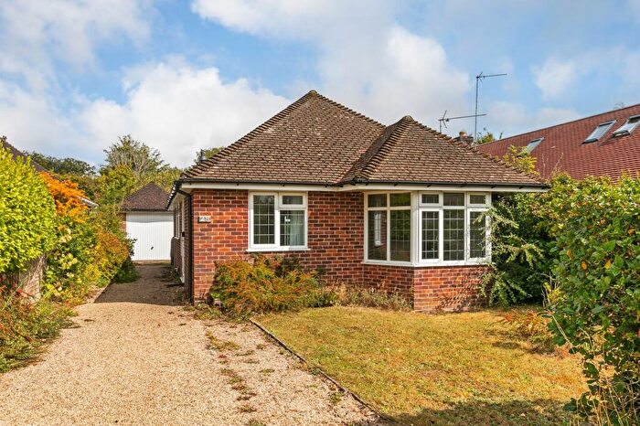 4 Bedroom Detached Bungalow For Sale In Woodfield Drive, Winchester, SO22