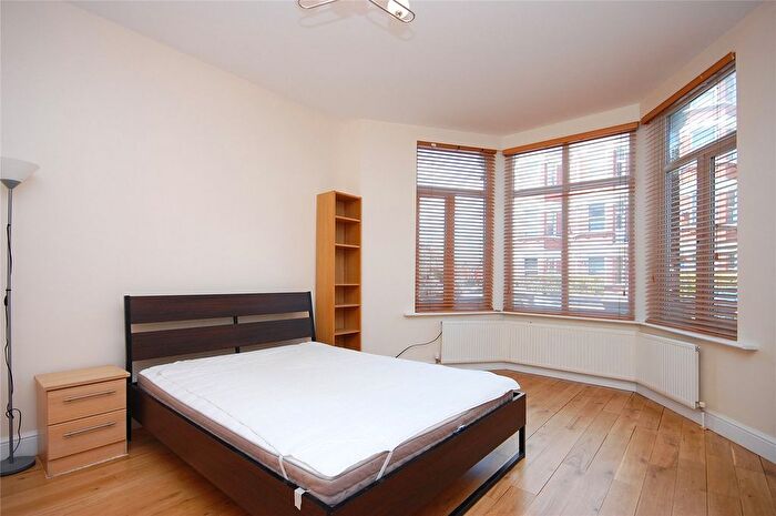 1 Bedroom Flat To Rent In Chichele Road, London, NW2
