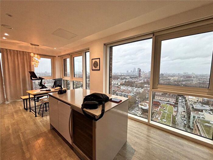 Penthouse To Rent In Bailey Street, London, SE8