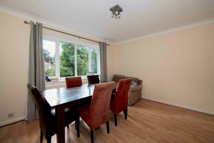 2 Bedroom Apartment To Rent In Haslam Court, Salford, M7