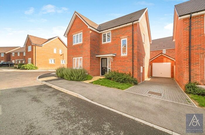 3 Bedroom Detached House For Sale In Mollys Mount, Steeple Claydon, Buckingham, MK18