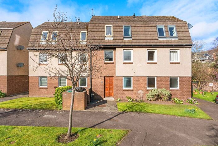 1 Bedroom Flat For Sale In / Ettrickdale Place, Canonmills, Edinburgh, EH3