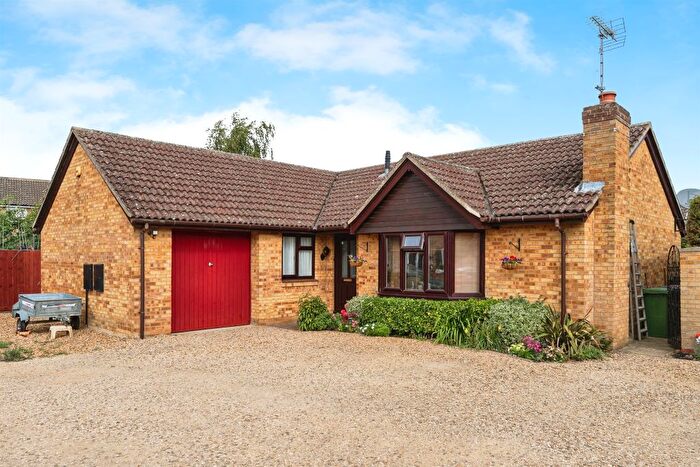 3 Bedroom Detached Bungalow For Sale In Pacific Close, March, PE15