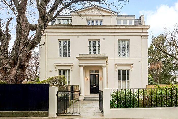 2 Bedroom Flat For Sale In Howley Place, Little Venice, London, W2