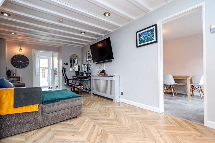 3 Bedroom Terraced House For Sale In Elgar Close, Clevedon, BS21