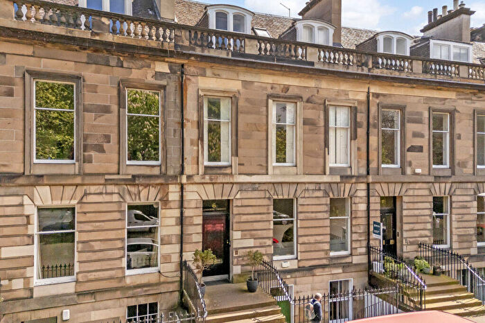 1 Bedroom Flat For Sale In Lansdowne Crescent, West End, Edinburgh, EH12