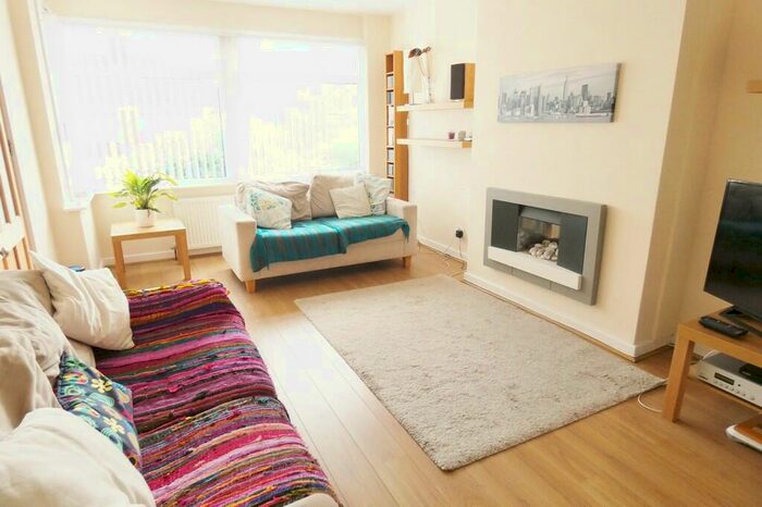 3 Bedroom Semi-Detached House To Rent In Hillside Avenue, Kirkham, PR4