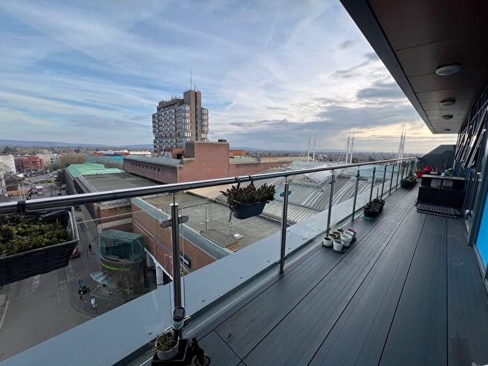 3 Bedroom Flat To Rent In Great Western Street, Aylesbury, HP20
