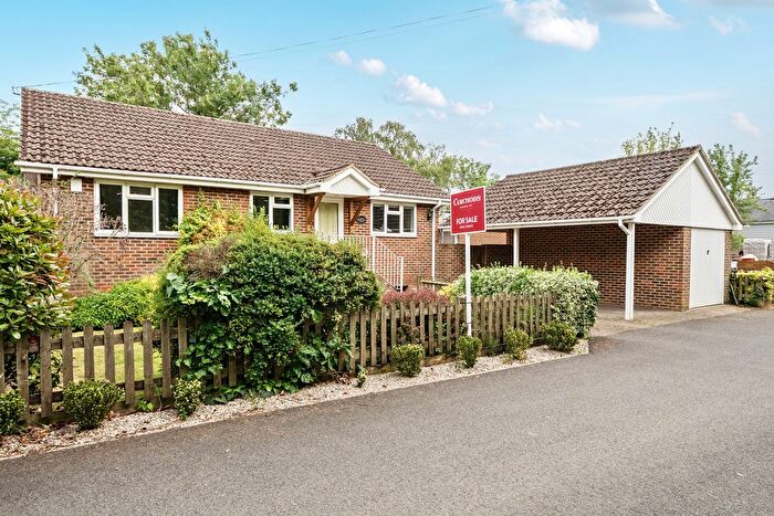 2 Bedroom Bungalow For Sale In Laleham Reach, Chertsey, KT16