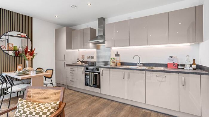 1 Bedroom Flat For Sale In Newmarket Road, Teversham, Cambridge, CB5
