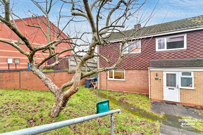 3 Bedroom Semi Detached House For Sale In Wissage Lane, Lichfield, WS13