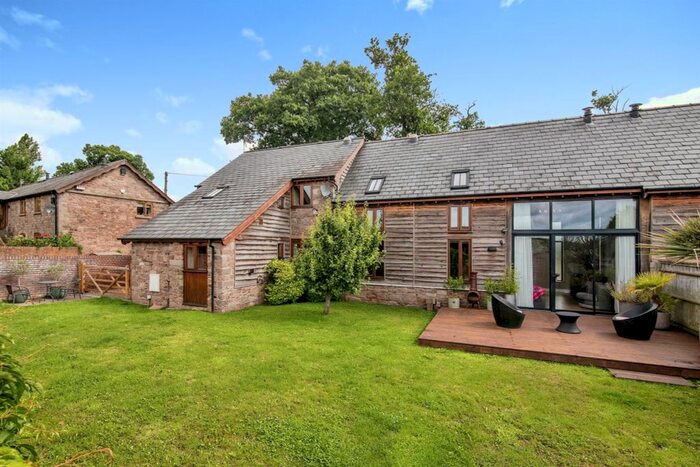 4 Bedroom Barn Conversion For Sale In Lower Burton Barns, Burghill, Hereford, HR4