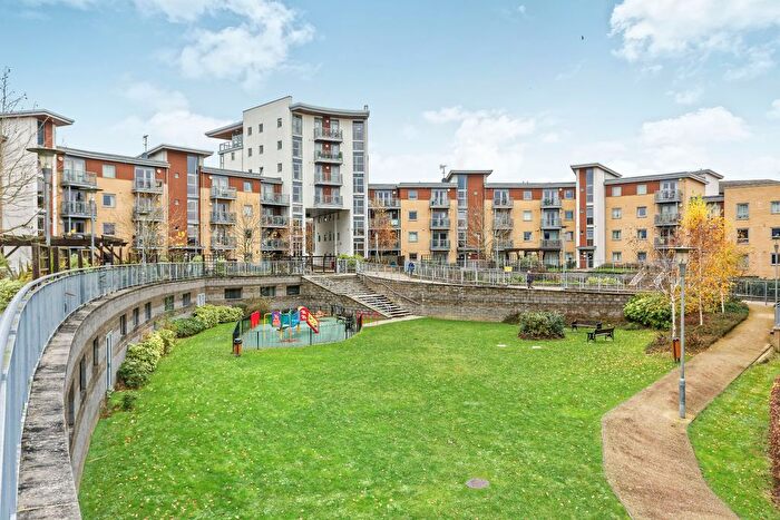 1 Bedroom Flat To Rent In Kelvin Gate, Bracknell, RG12