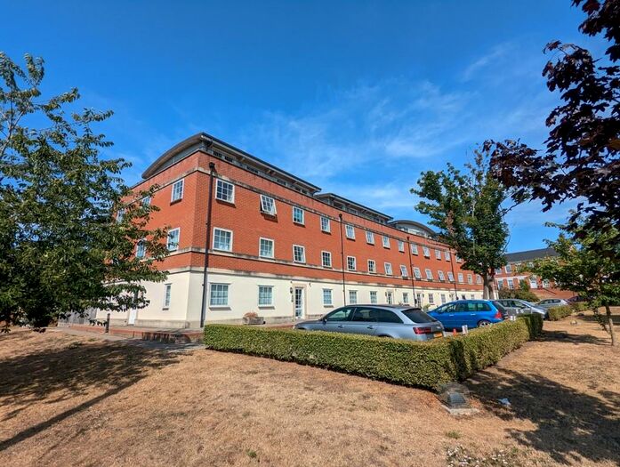 2 Bedroom Ground Flat To Rent In Waterloo Park, Leiston, IP16