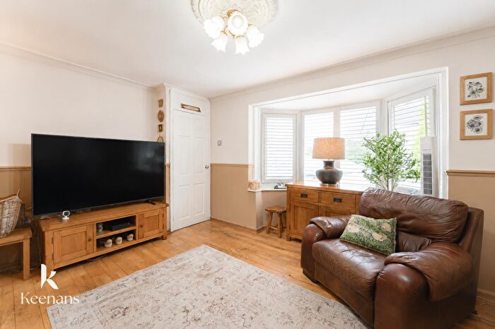 2 Bedroom Semi Detached House For Sale In Carholme Avenue, Burnley, BB10